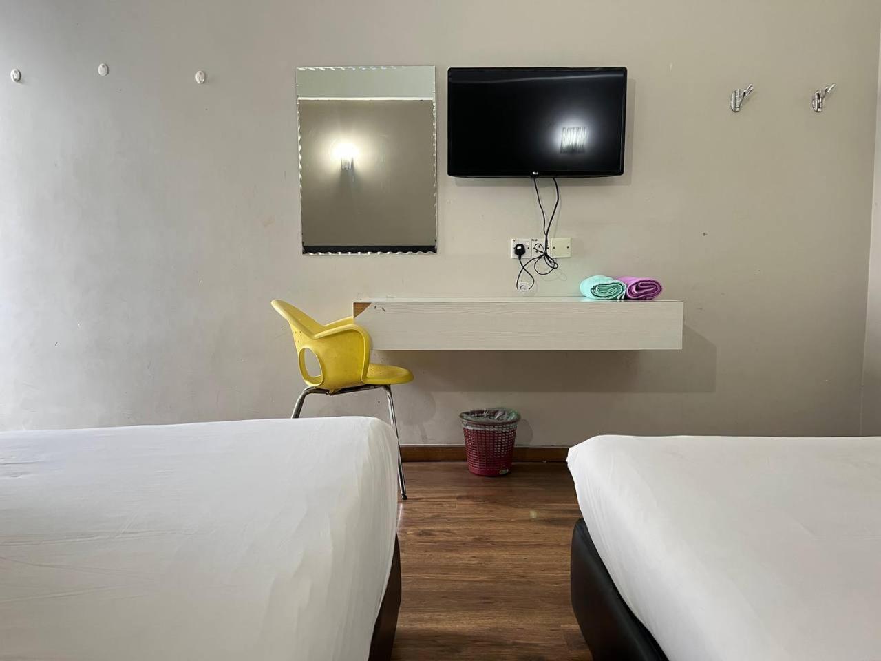 Nice Stay Three Six Five Services Kuching Eksteriør bilde