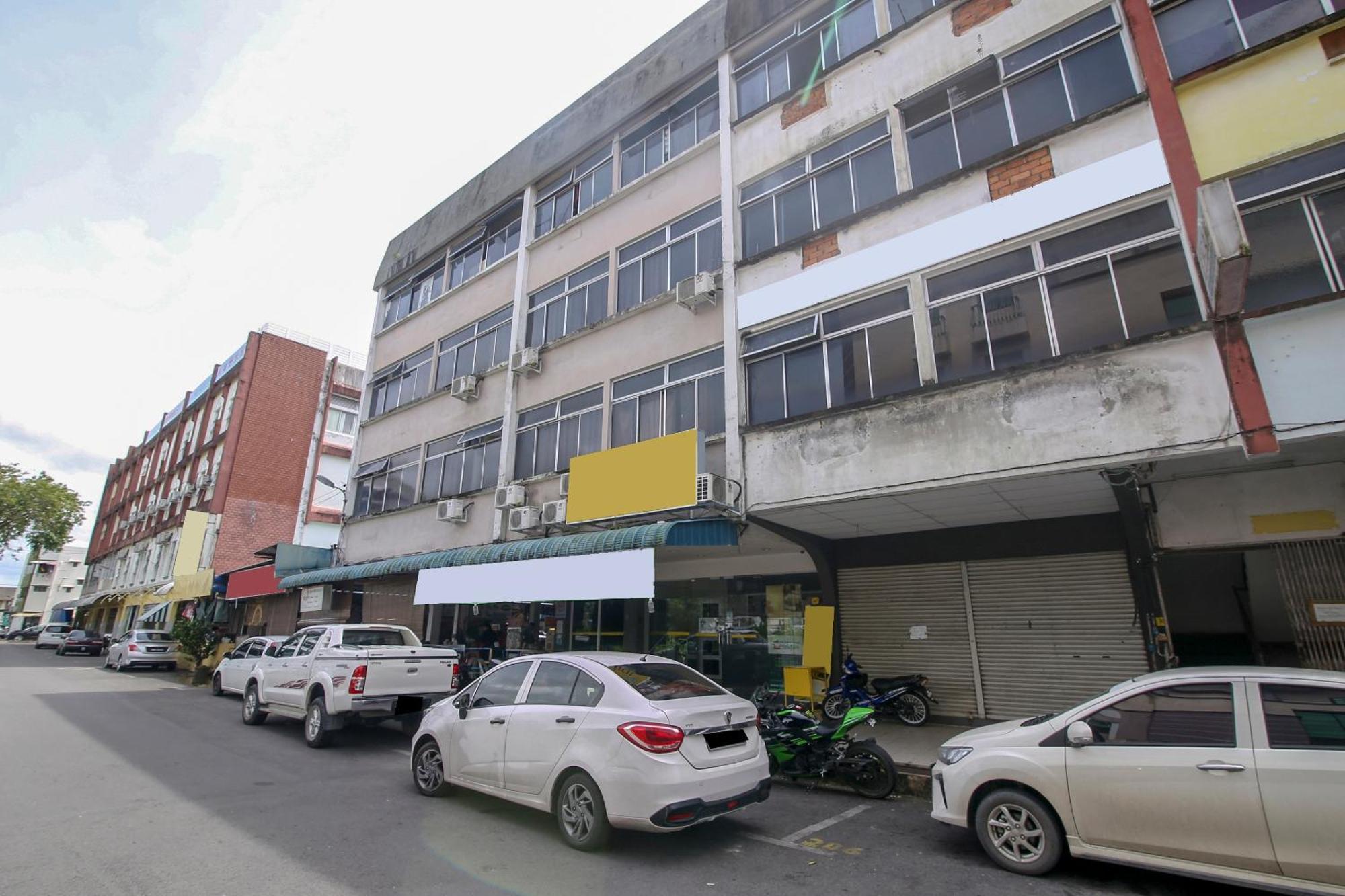 Nice Stay Three Six Five Services Kuching Eksteriør bilde