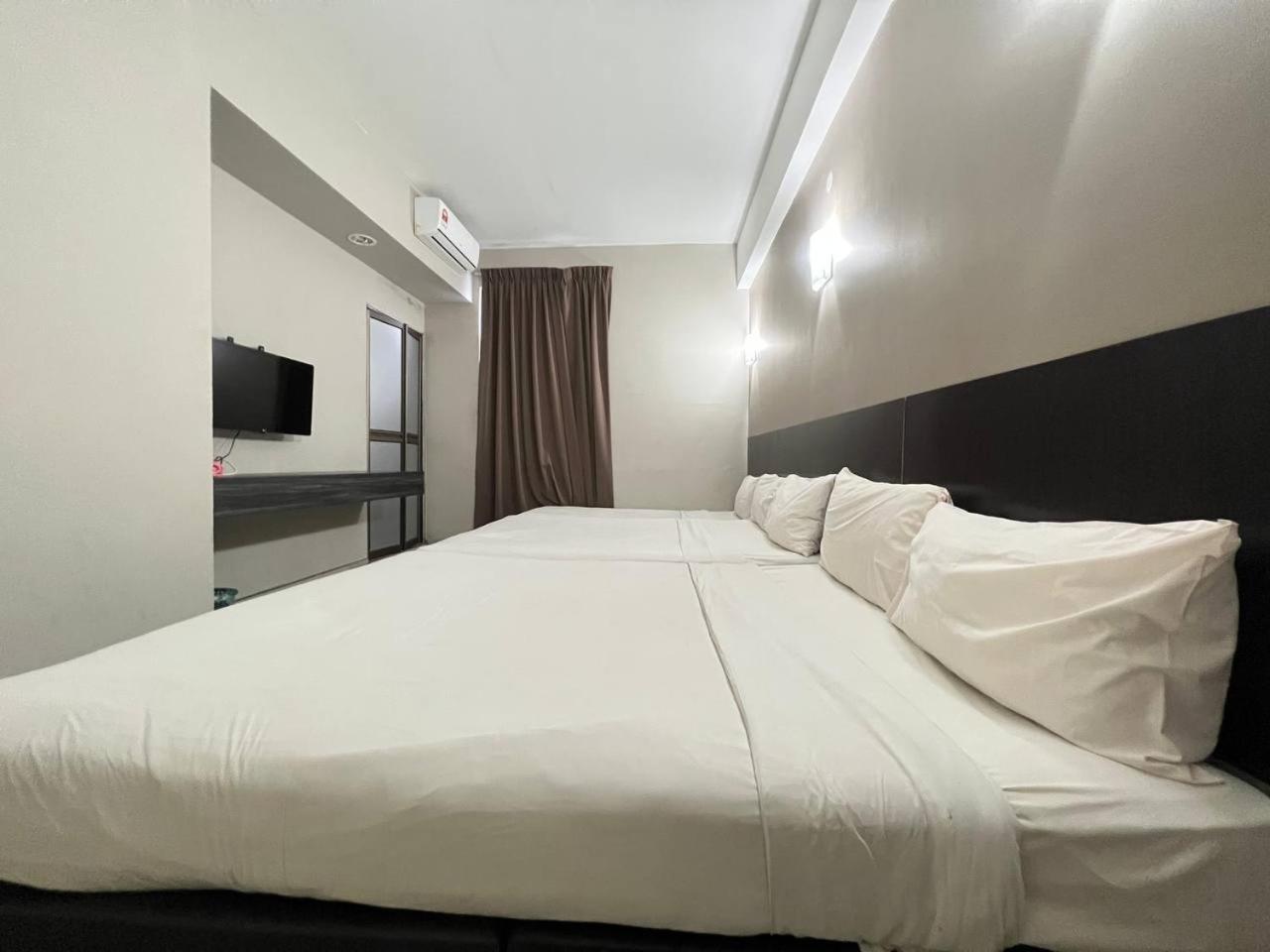 Nice Stay Three Six Five Services Kuching Eksteriør bilde